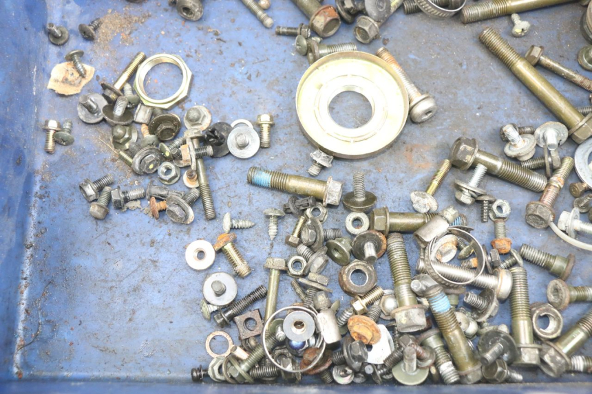 photo de SAC VISSERIE VIS KYMCO X-TOWN XTOWN 125 (2016 - 2021) - Détail de la pièce