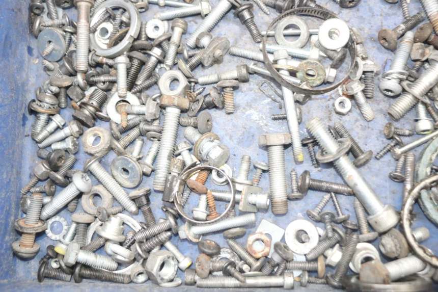 photo de SAC VISSERIE VIS PIAGGIO X10 125 (2012 - 2017) - Autre angle de vue