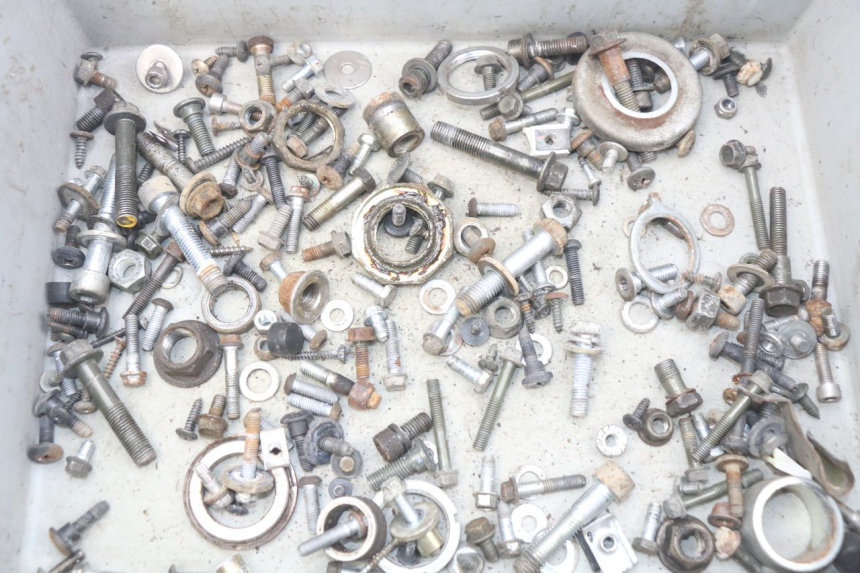 photo de SAC VISSERIE VIS PIAGGIO X7 125 (2007 - 2013) - Détail de la pièce