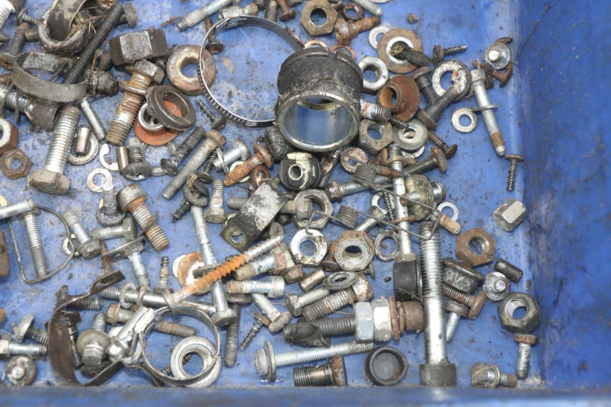 photo de SAC VISSERIE VIS PIAGGIO X9 EVOLUTION 125 (2003 - 2007) - Autre angle de vue