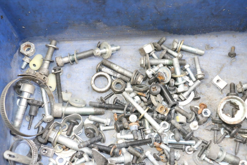 photo de SAC VISSERIE VIS PIAGGIO XEVO - X EVO 125 (2007 - 2017) - Autre angle de vue