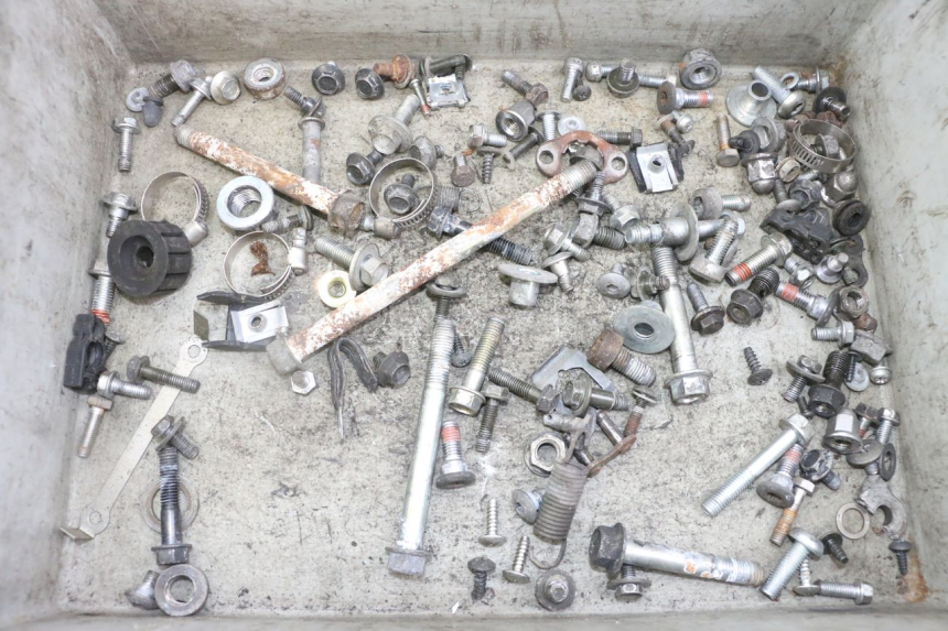 photo de SAC VISSERIE VIS HONDA XLV VARADERO 125 (2000 - 2006) - Vue principale