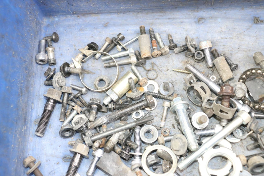 photo de SAC VISSERIE VIS YAMAHA NEOS NEO'S 4T 50 (2008 - 2016) - Autre angle de vue