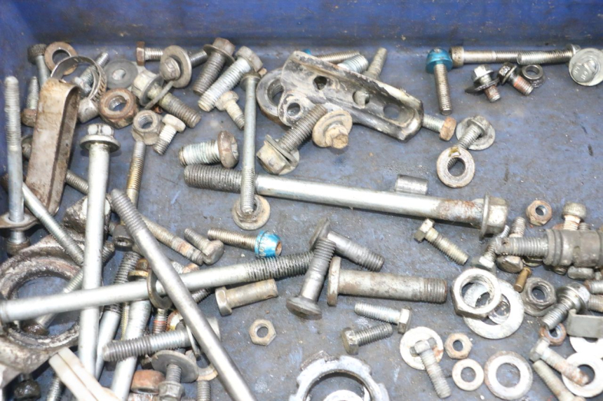 photo de SAC VISSERIE VIS YAMAHA YZ-F YZF 250 (2007 - 2013) - Gros plan technique