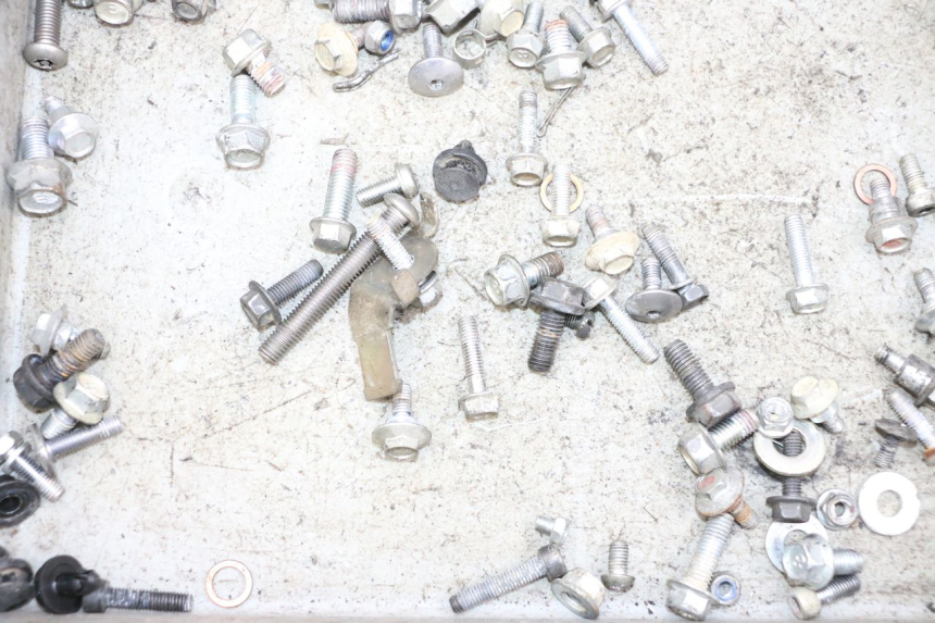 photo de SAC VISSERIE VIS YAMAHA YFM R RAPTOR 250 (2008 - 2014) - Autre angle de vue