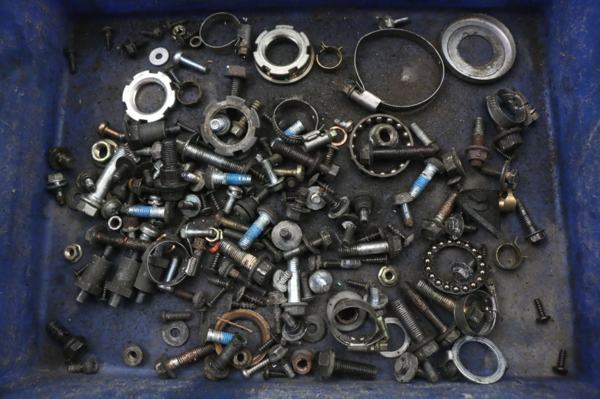 photo de SAC VISSERIE VIS YAMAHA YP MAJESTY 125 (2002 - 2006) - Vue principale