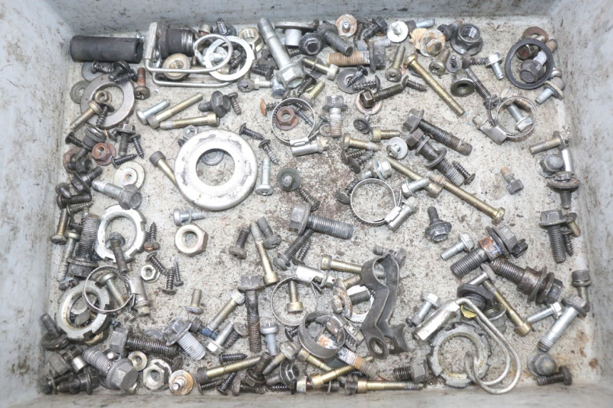 photo de SAC VISSERIE VIS YAMAHA YP MAJESTY 125 (2002 - 2006) - Vue principale