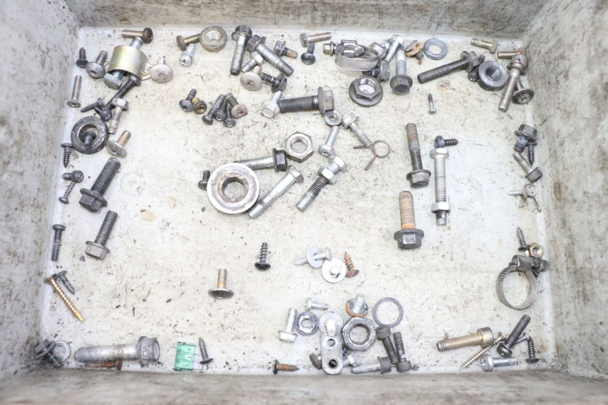 photo de SAC VISSERIE VIS YAMAHA YP MAJESTY 125 (2002 - 2006) - Vue principale