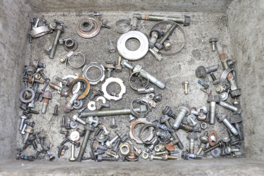 photo de SAC VISSERIE VIS YAMAHA YP MAJESTY 125 (2007 - 2010) - Vue principale