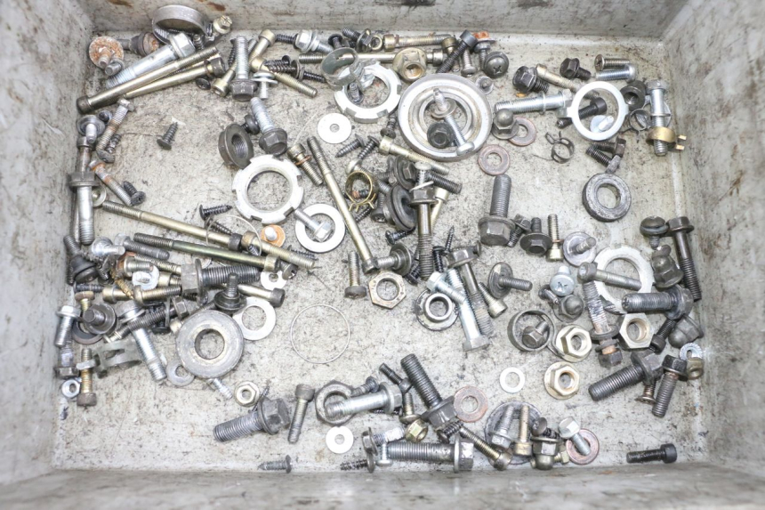 photo de SAC VISSERIE VIS YAMAHA YP MAJESTY 125 (2002 - 2006) - Vue principale