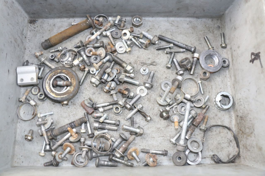 photo de SAC VISSERIE VIS YAMAHA YZ-F YZF 250 (2014 - 2018) - Vue principale