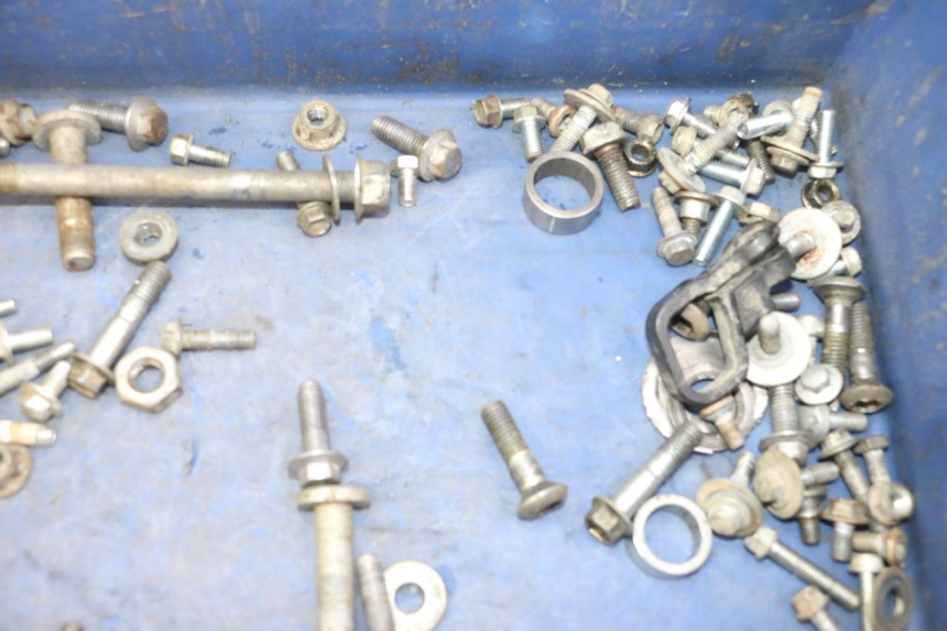 photo de SAC VISSERIE VIS YAMAHA YZ-F YZF 250 (2014 - 2018) - Gros plan technique