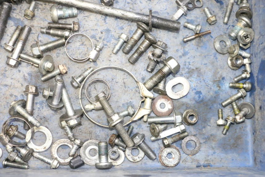 photo de SAC VISSERIE VIS YAMAHA YZF YZ-F 450 (2014 - 2016) - Zoom état d’usage