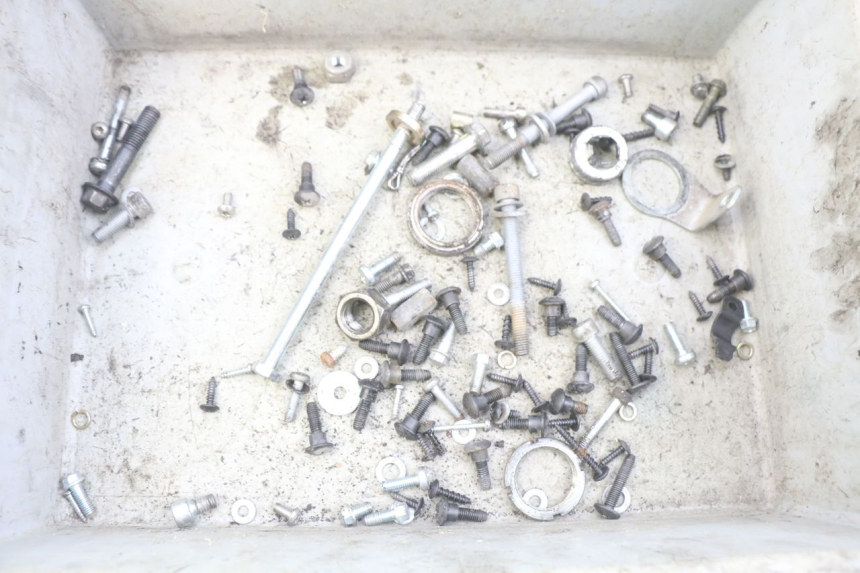 photo de SAC VISSERIE VIS PIAGGIO ZIP 4T 50 (2018 - 2020) - Détail de la pièce