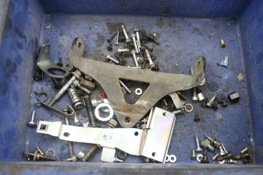 photo de SAC VISSERIE VIS PIAGGIO ZIP 4T 50 (2018 - 2020) - Vue principale