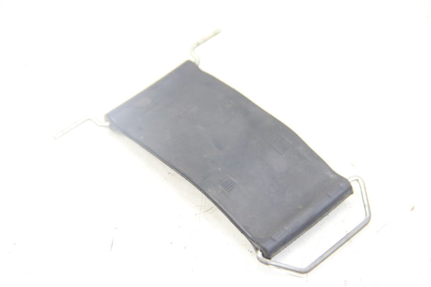 photo de SANGLE BATTERIE HONDA CRF CR-F RX 450 (2017 - 2021) - Détail de la pièce