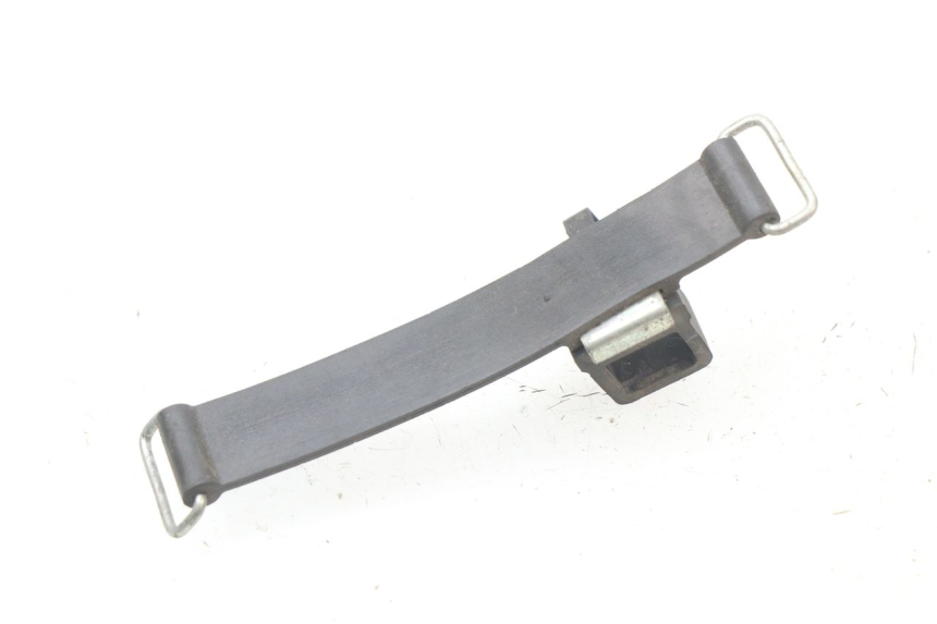 photo de SANGLE BATTERIE YAMAHA FZ8 800 (2010 - 2016) - Détail de la pièce