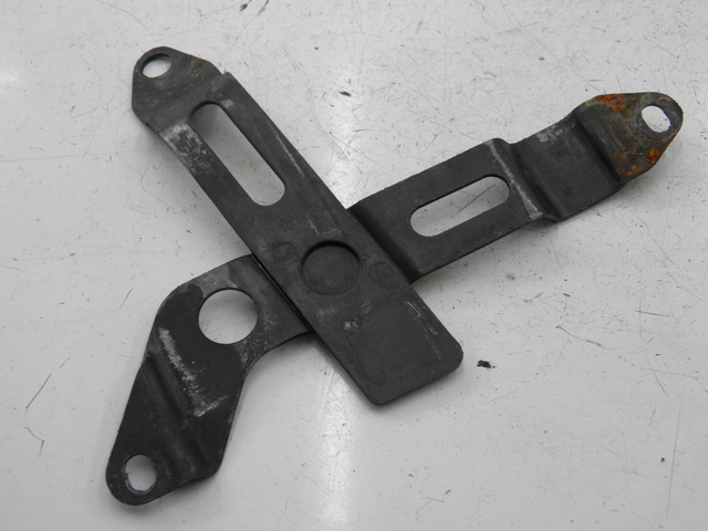 photo de SANGLE BATTERIE HONDA CB SEVEN FITTY 750 (1992 - 2003) - Vue principale