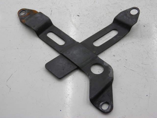 photo de SANGLE BATTERIE HONDA CB SEVEN FITTY 750 (1992 - 2003) - Zoom état d’usage