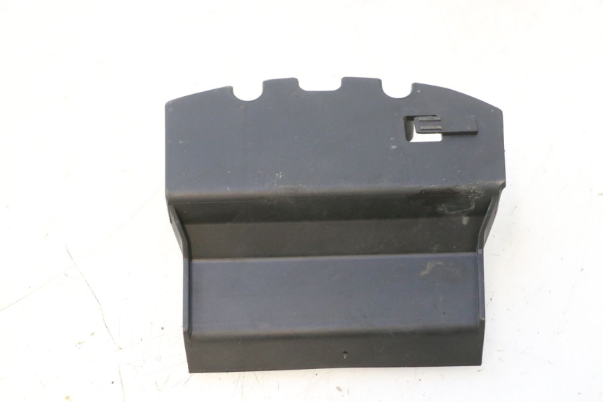 photo de SANGLE BATTERIE PEUGEOT SATELIS 125 (2013 - 2018) - Zoom état d’usage