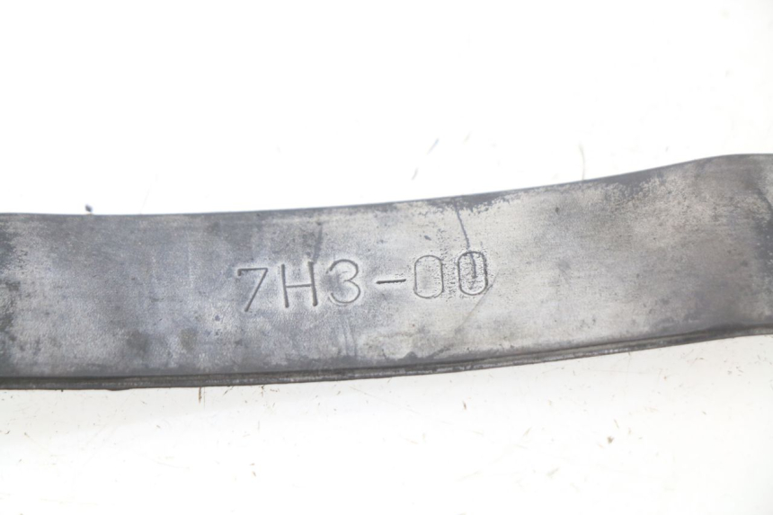 photo de SANGLE BATTERIE YAMAHA TDM ABS 900 (2002 - 2014) - Détail de la pièce