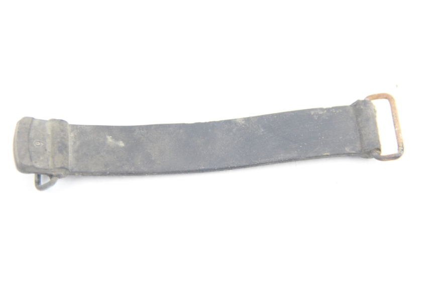 photo de SANGLE BATTERIE YAMAHA TW 125 (1998 - 2002) - Autre angle de vue