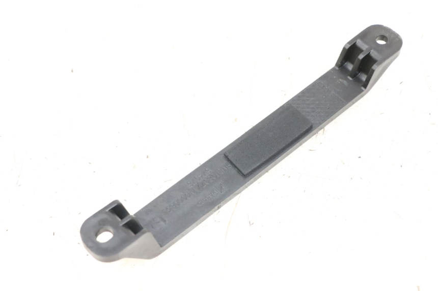 photo de SANGLE BATTERIE PIAGGIO VESPA PRIMAVERA 4T 50 (2021 - 2024) - Détail de la pièce