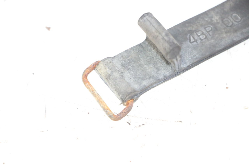 photo de SANGLE BATTERIE YAMAHA XJN DIVERSION 600 (2000 - 2003) - Autre angle de vue