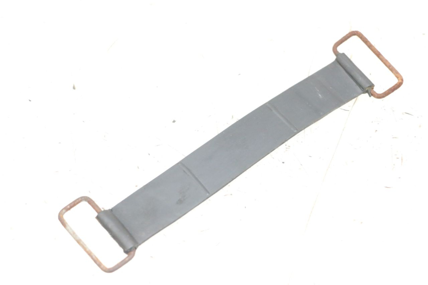 photo de SANGLE BATTERIE SYM XS 125 (2007 - 2016) - Vue principale