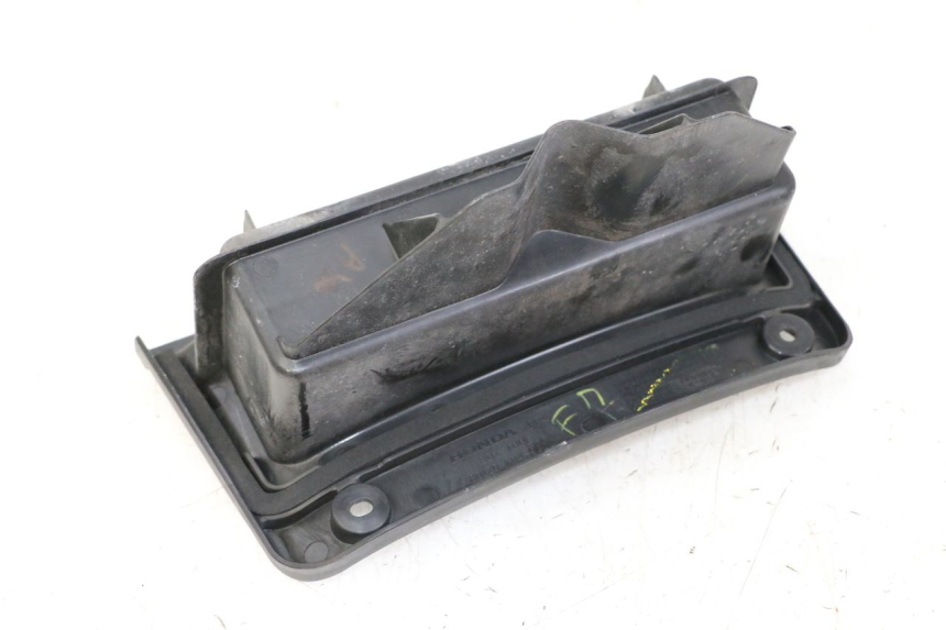 photo de SANGLE TROUSSE OUTILS HONDA FORZA ABS 300 (2013 - 2017) - Zoom état d’usage