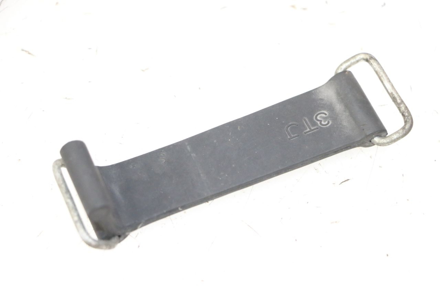 photo de SANGLE TROUSSE OUTILS YAMAHA FZ6 FAZER S2 600 (2007 - 2011) - Vue principale