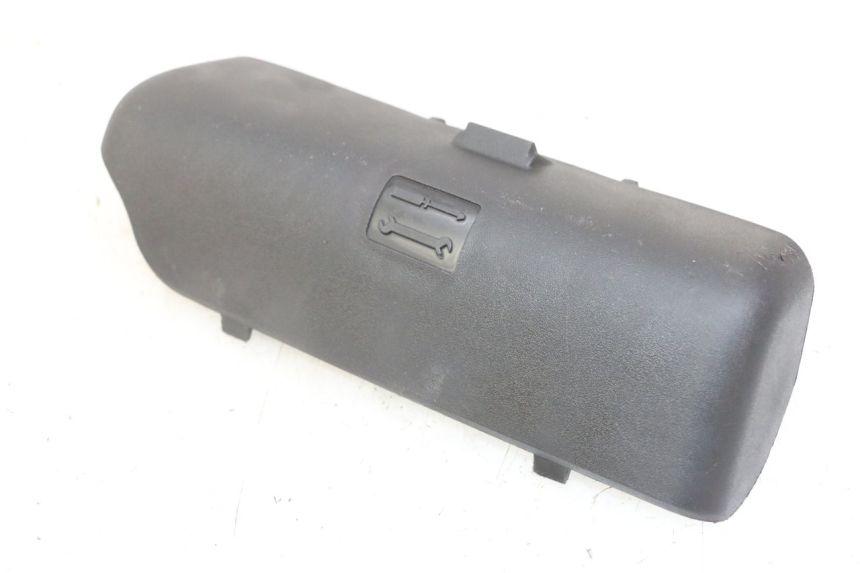 photo de SANGLE TROUSSE OUTILS PIAGGIO MP3 LT 300 (2010 - 2016) - Vue principale