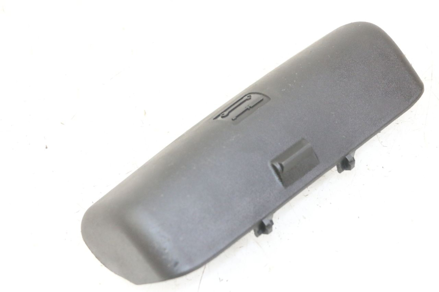 photo de SANGLE TROUSSE OUTILS PIAGGIO MP3 LT 300 (2010 - 2016) - Détail de la pièce