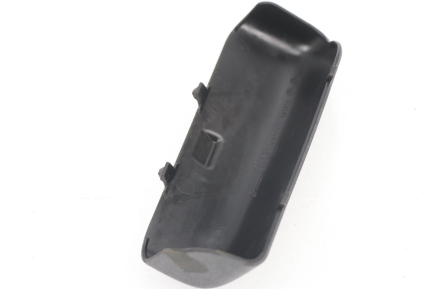 photo de SANGLE TROUSSE OUTILS PIAGGIO MP3 125 (2006 - 2014) - Zoom état d’usage