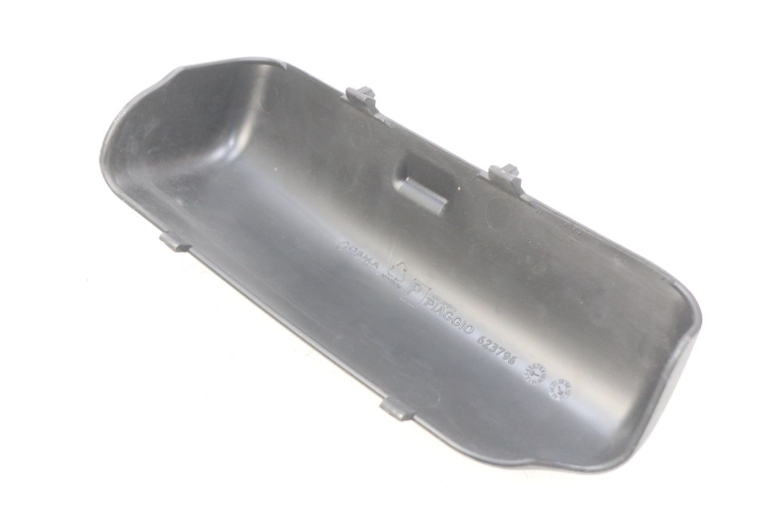 photo de SANGLE TROUSSE OUTILS PIAGGIO MP3 500 (2011 - 2015) - Détail de la pièce