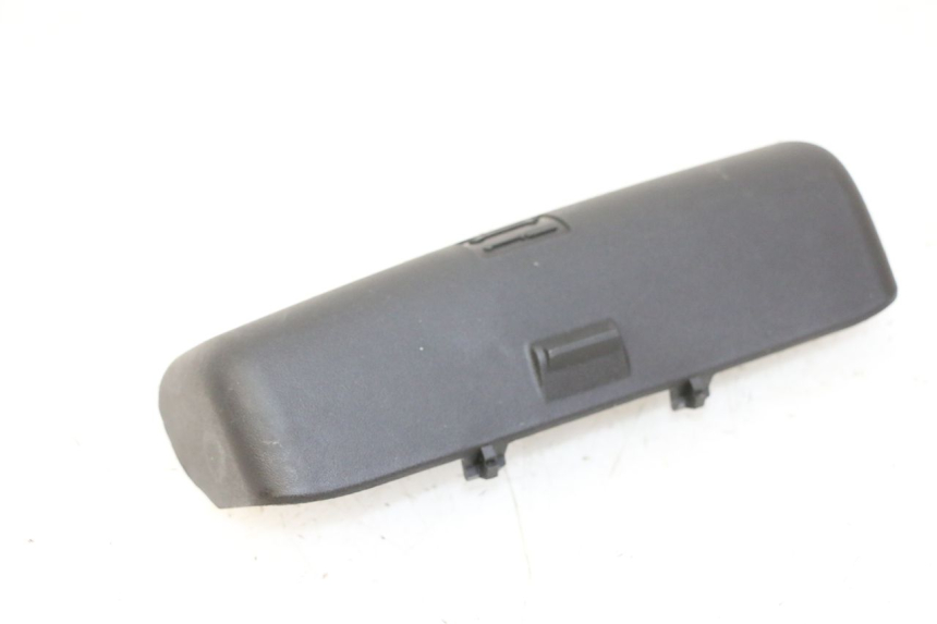 photo de SANGLE TROUSSE OUTILS PIAGGIO MP3 RL 250 (2006 - 2010) - Zoom état d’usage