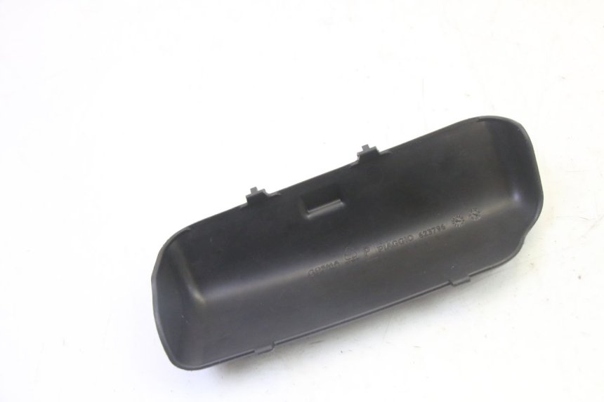 photo de SANGLE TROUSSE OUTILS PIAGGIO MP3 500 (2011 - 2015) - Autre angle de vue