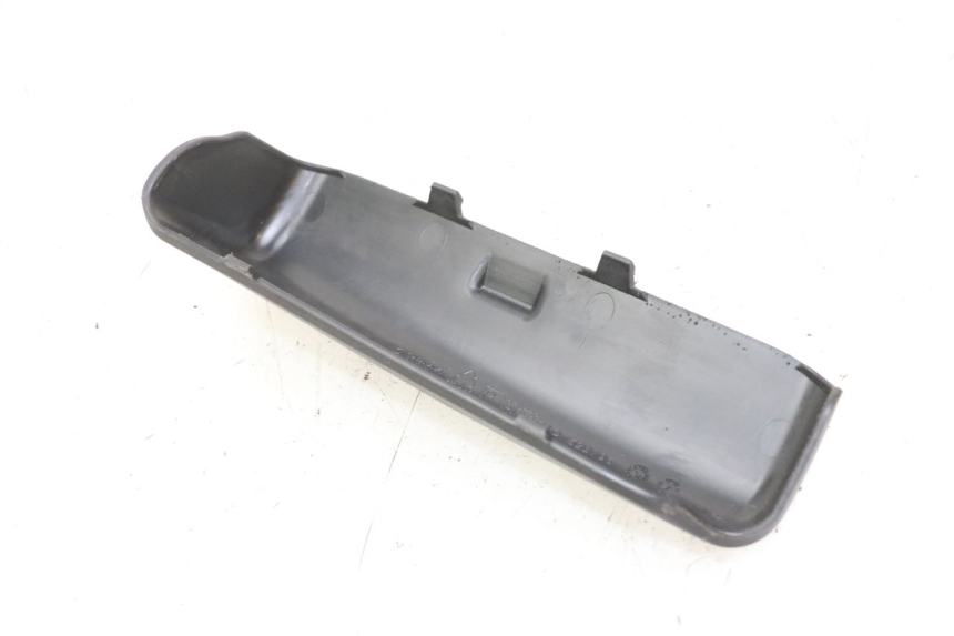 photo de SANGLE TROUSSE OUTILS PIAGGIO MP3 LT 400 (2007 - 2012) - Détail de la pièce