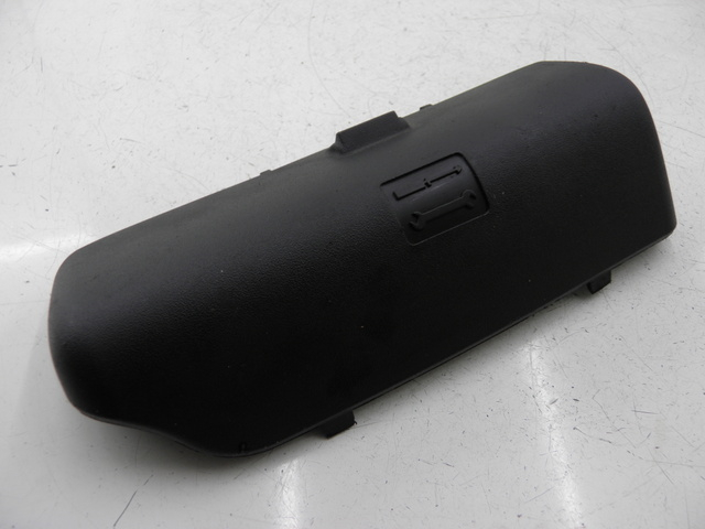 photo de SANGLE TROUSSE OUTILS PIAGGIO MP3 RL 125 (2008 - 2009) - Vue principale