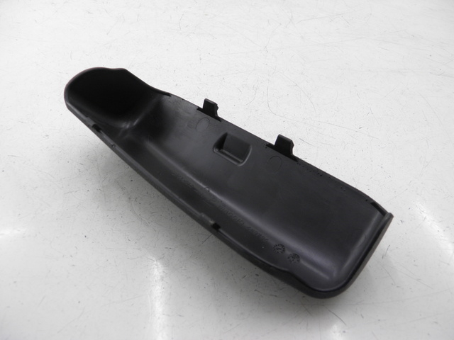 photo de SANGLE TROUSSE OUTILS PIAGGIO MP3 RL 125 (2008 - 2009) - Détail de la pièce