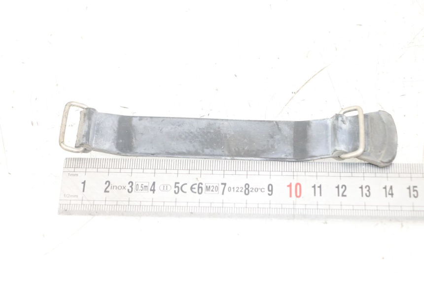 photo de SANGLE TROUSSE OUTILS YAMAHA TDM ABS 900 (2002 - 2014) - Détail de la pièce