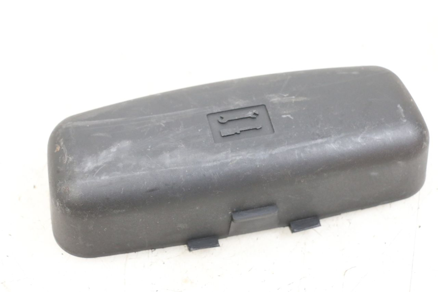 photo de SANGLE TROUSSE OUTILS PIAGGIO X8 125 (2004 - 2007) - Zoom état d’usage