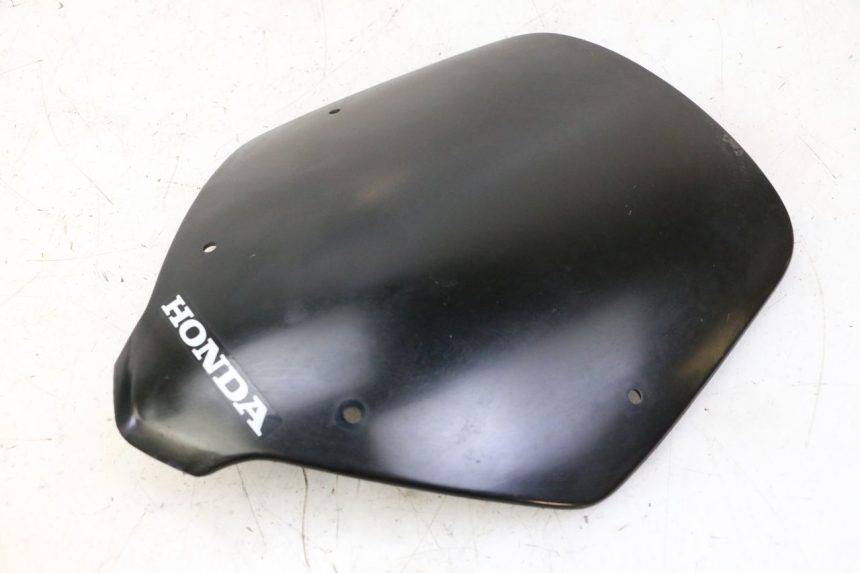 photo de SAUTE VENT HONDA CBF 125 (2009 - 2015) - Points de fixation
