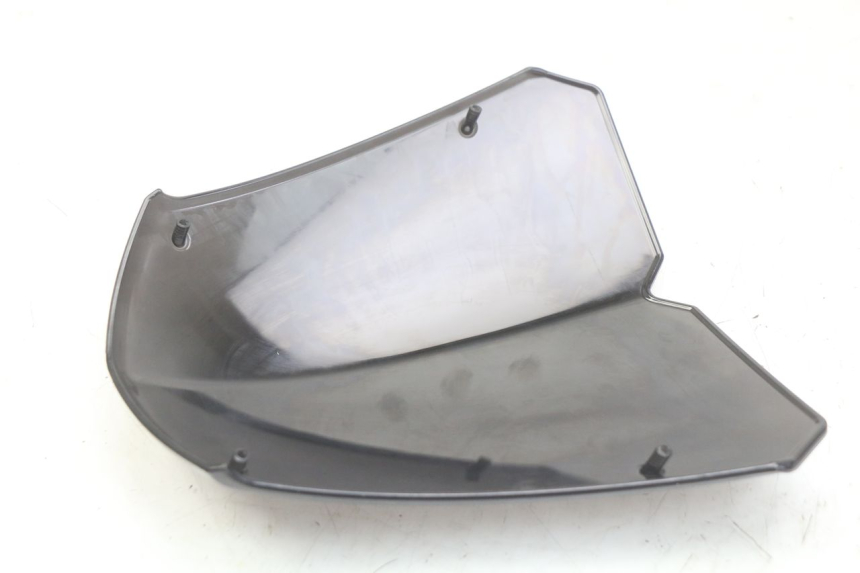 photo de SAUTE VENT PEUGEOT KISBEE 2T 50 (2010 - 2017) - Zoom état d’usage