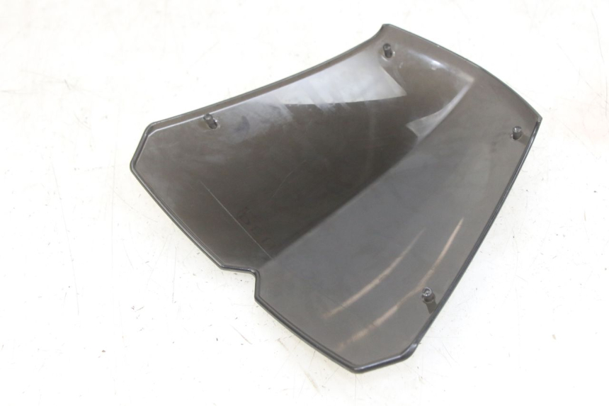 photo de SAUTE VENT PEUGEOT KISBEE 4T 50 (2010 - 2017) - Zoom état d’usage