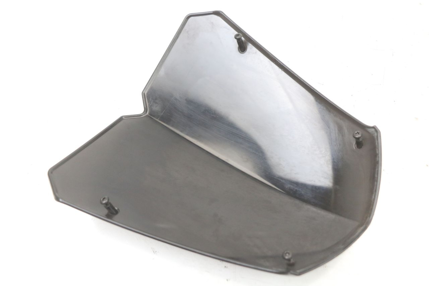 photo de SAUTE VENT PEUGEOT KISBEE 4T 50 (2018 - 2022) - Vue d’ensemble