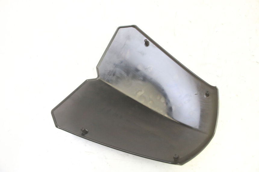 photo de SAUTE VENT PEUGEOT STREETZONE I 2T 50 (2018 - 2020) - Zoom état d’usage