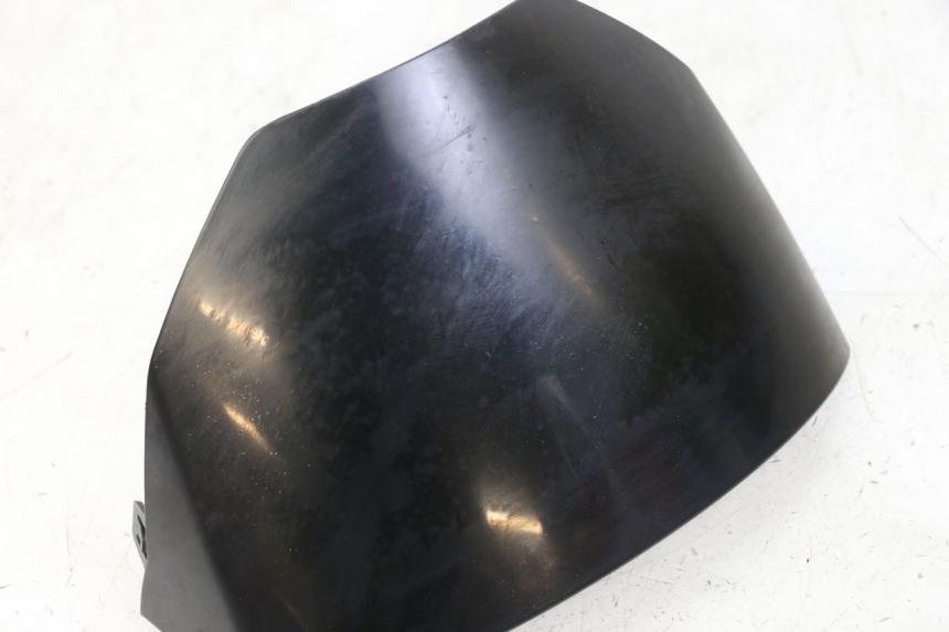 photo de SAUTE VENT SUZUKI GSR 750 (2011 - 2017) - Détail de la pièce