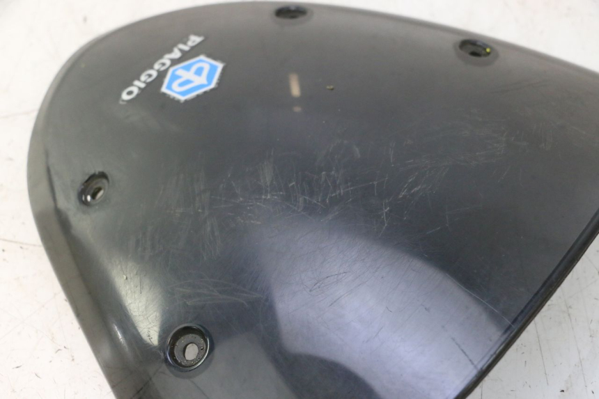photo de SAUTE VENT PIAGGIO TYPHOON 50 (2000 - 2009) - Zoom état d’usage