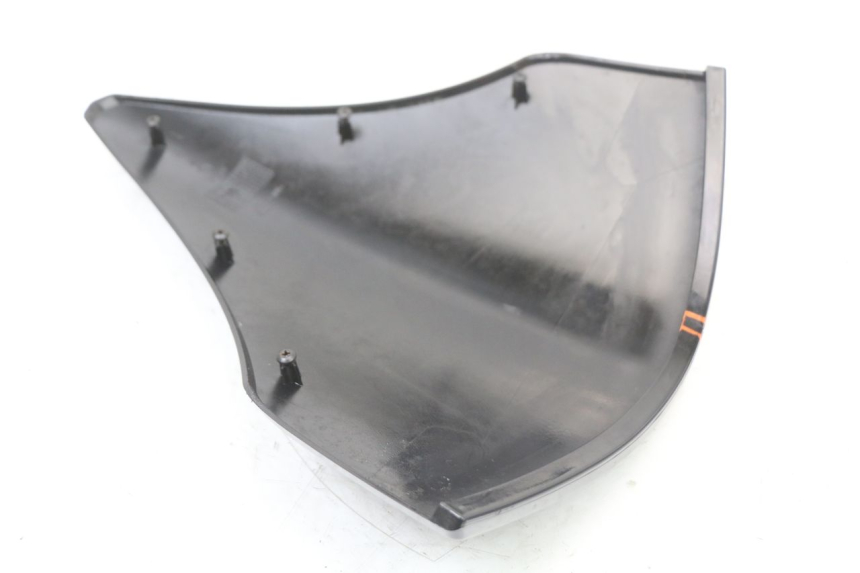 photo de SAUTE VENT PIAGGIO X10 125 (2012 - 2017) - Pièce contrôlée